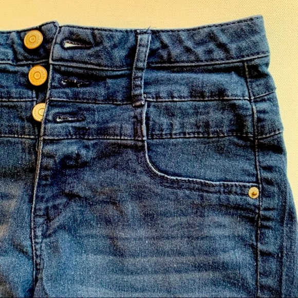 Tokyo Darling Jean Shorts by Aeropostale Sz 2 - Picture 3 of 12